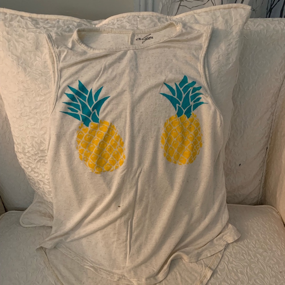 Pineapple booby shirt!